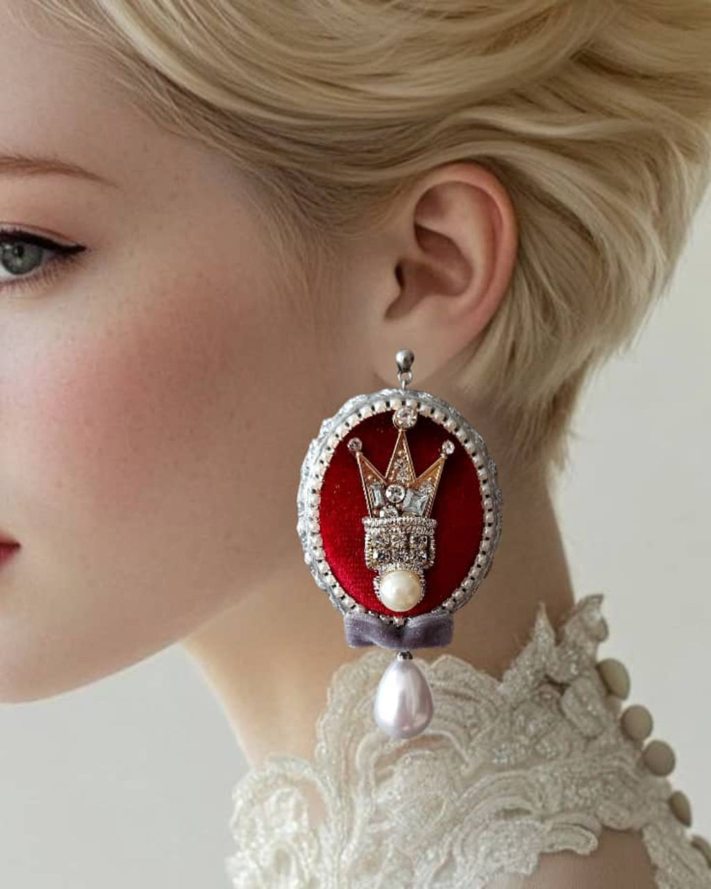 Handmade Beaded Jewelry CROWN Earrings with Pearls
